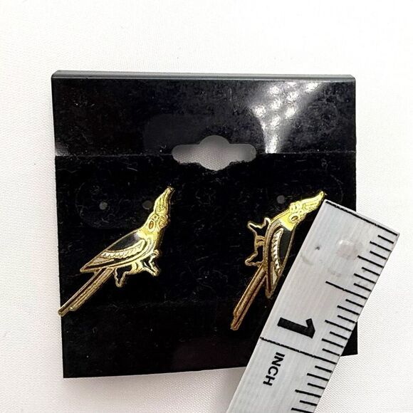 Vintage Gold Cockatiel Earrings – Enamel Bird Studs – 1” Long on Card - Picture 4 of 4